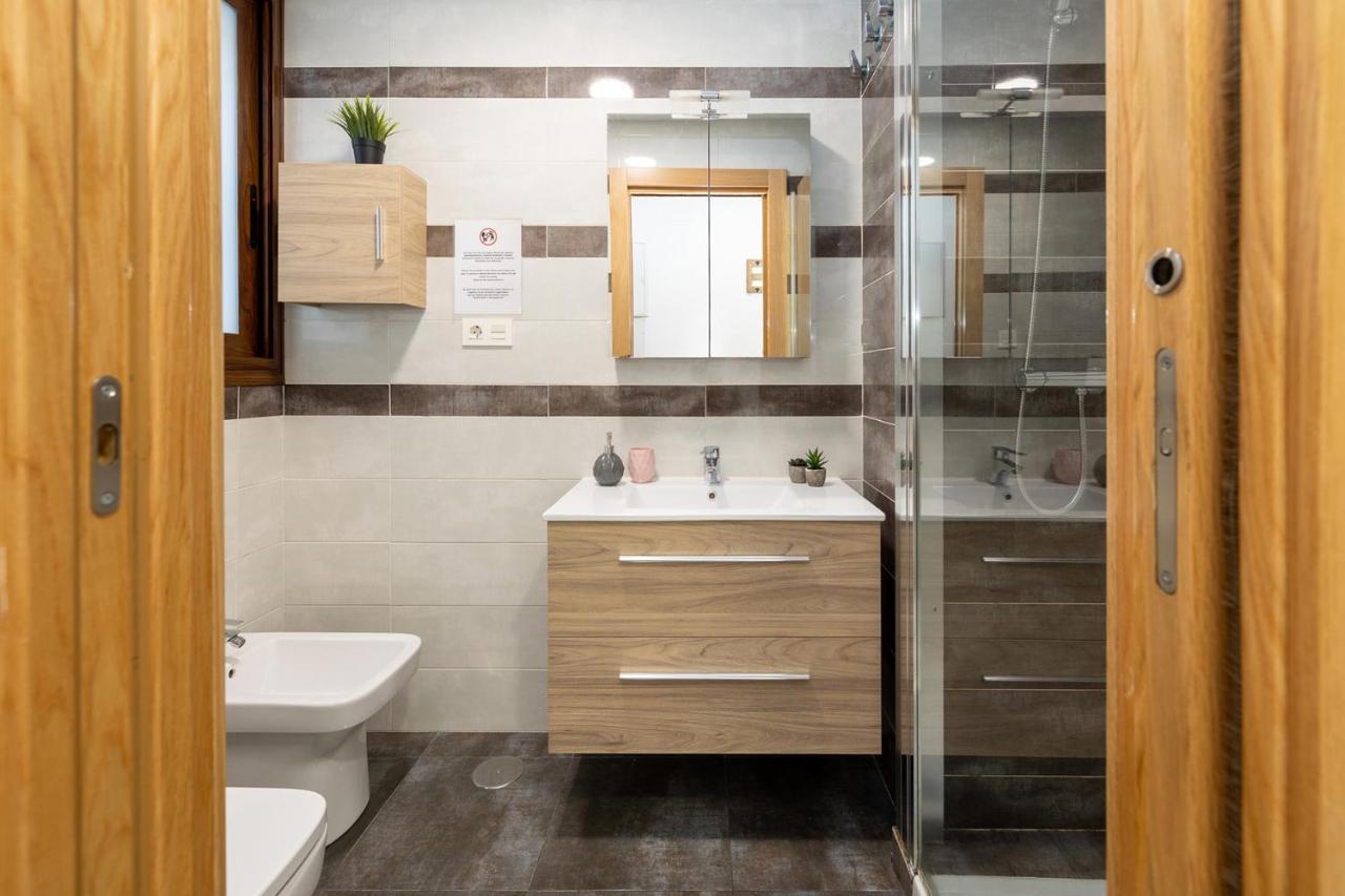 3 Bedroom Elegant & Cozy City Centre Γρανάδα Εξωτερικό φωτογραφία